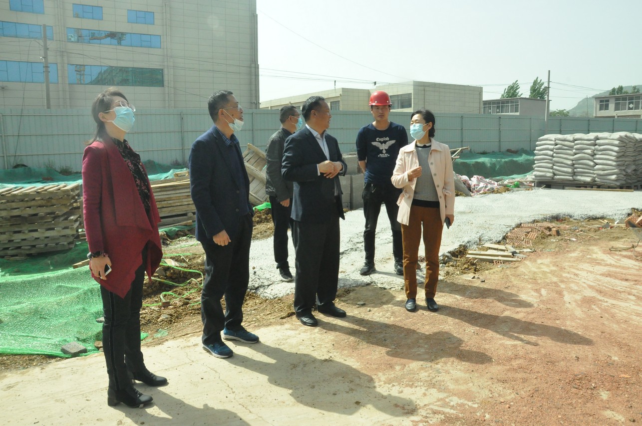 市档案馆领导班子开展帮包重点项目工作调研